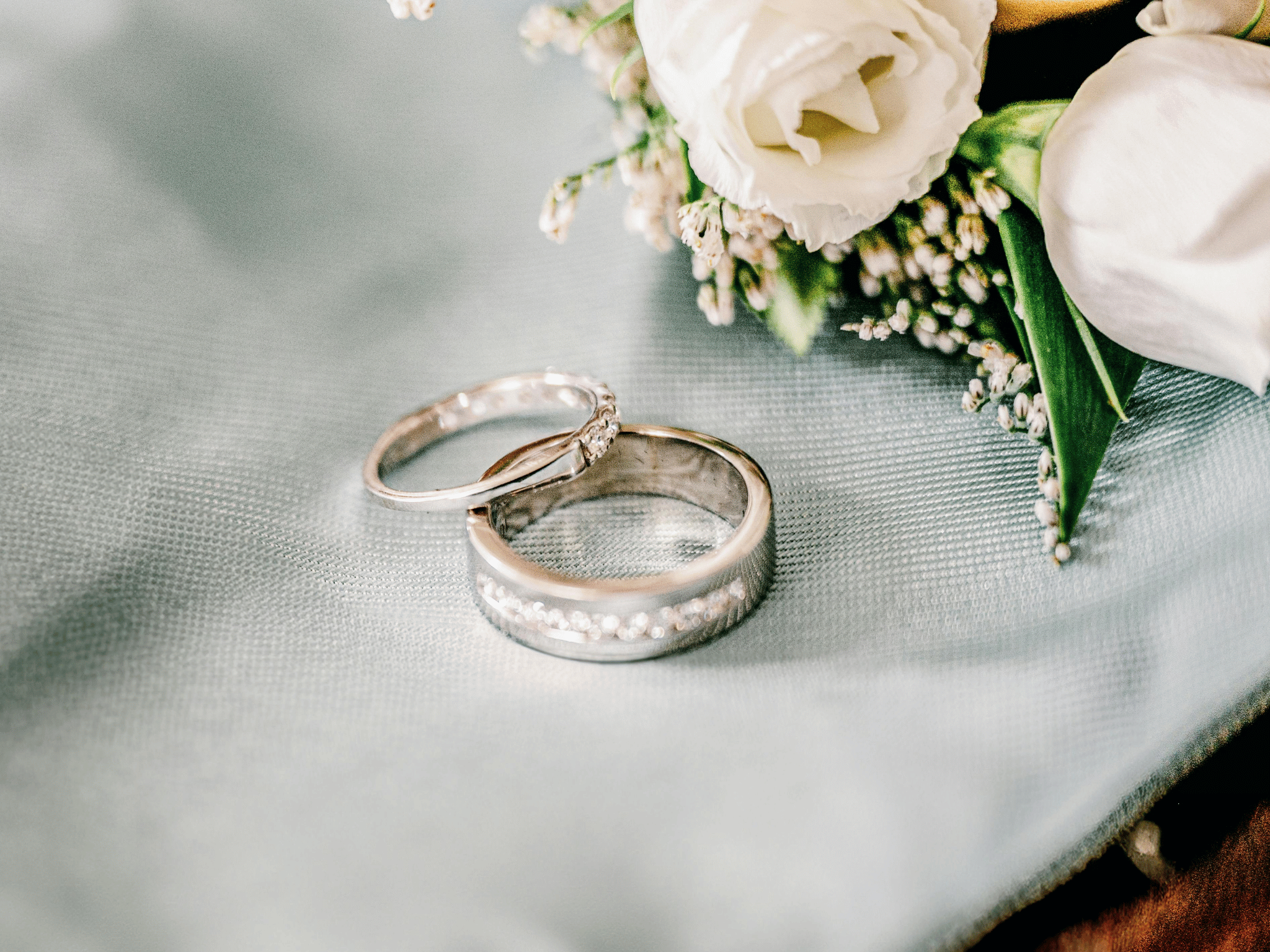 Zaim Events – Hochzeiten perfekt planen _ Tipps & Ratgeber für Brautpaare & Gäste - Eheringe, Trauringe